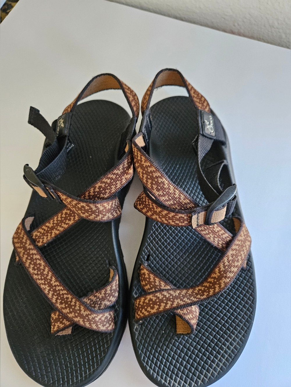 Chaco-  10M Men’s Brown And Orange Braid Adjustable Comfort Sport Sandals